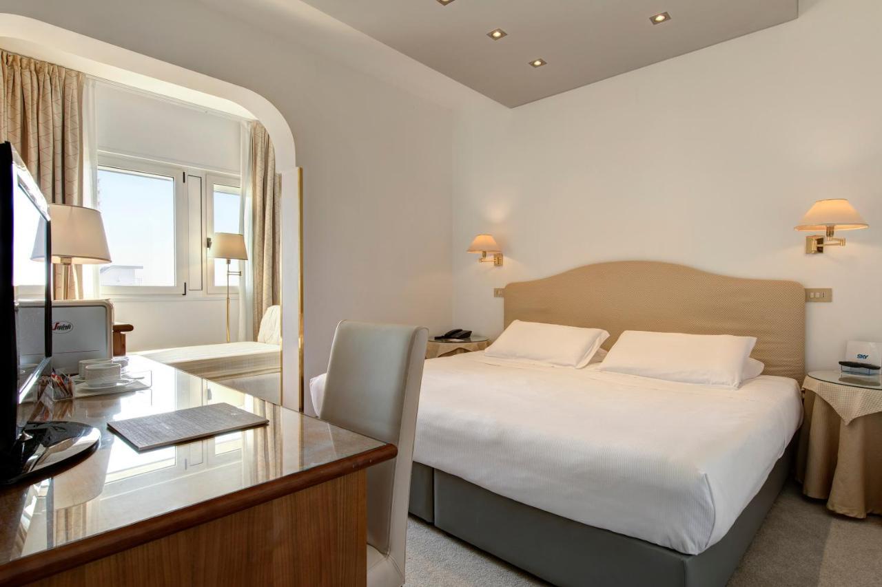 Park Hotel Brasilia Lido di Jesolo Luaran gambar