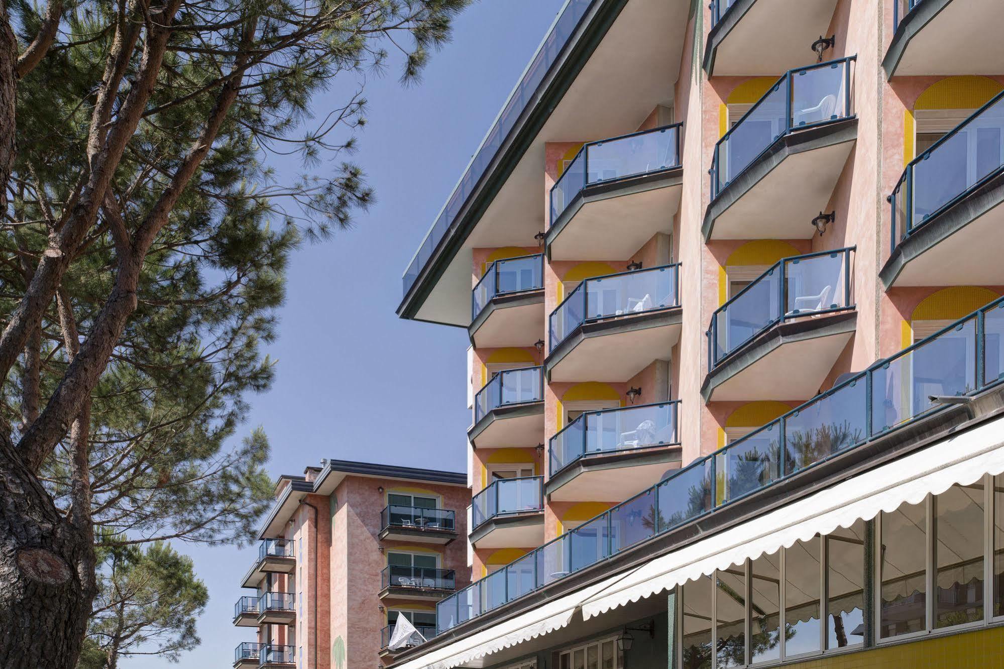 Park Hotel Brasilia Lido di Jesolo Luaran gambar